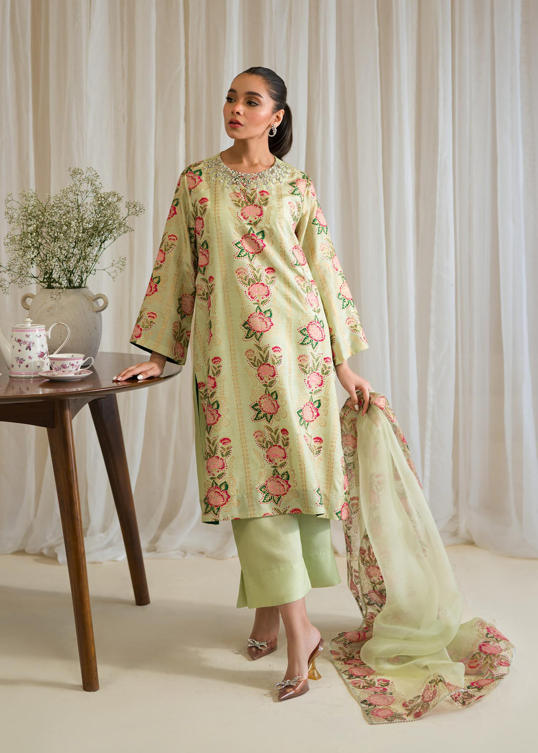 Sadaf Fawad Khan | Eid Pret 24 | Narmeen - Maria Faisal