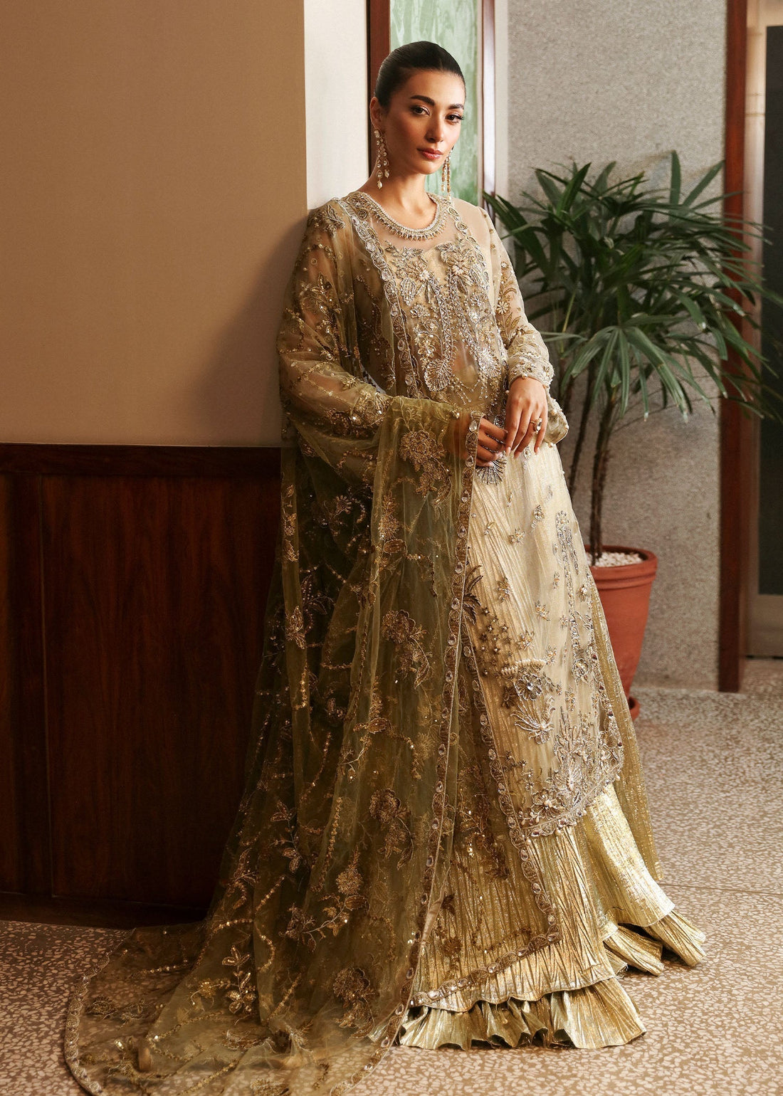 Sadaf Fawad Khan | Late Checkout at the Fred | Olea - Ladies Clothes 