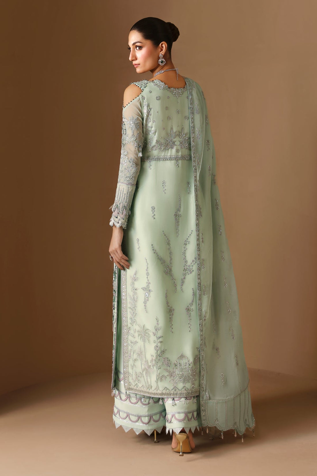 Alizeh | Reena Wedding Formals | AF-HM-4027-SAHAR - Designer Dress with Intricate embroidery and embellishments. Shop elegent wedding dress at Maria Faisal.