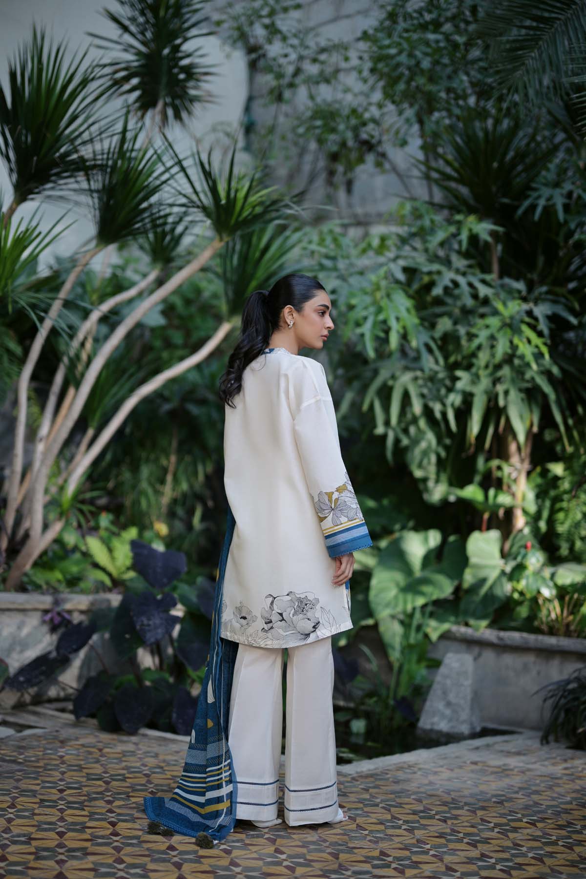 Sahar | Print Edit SS24 | P-14 - Maria Faisal