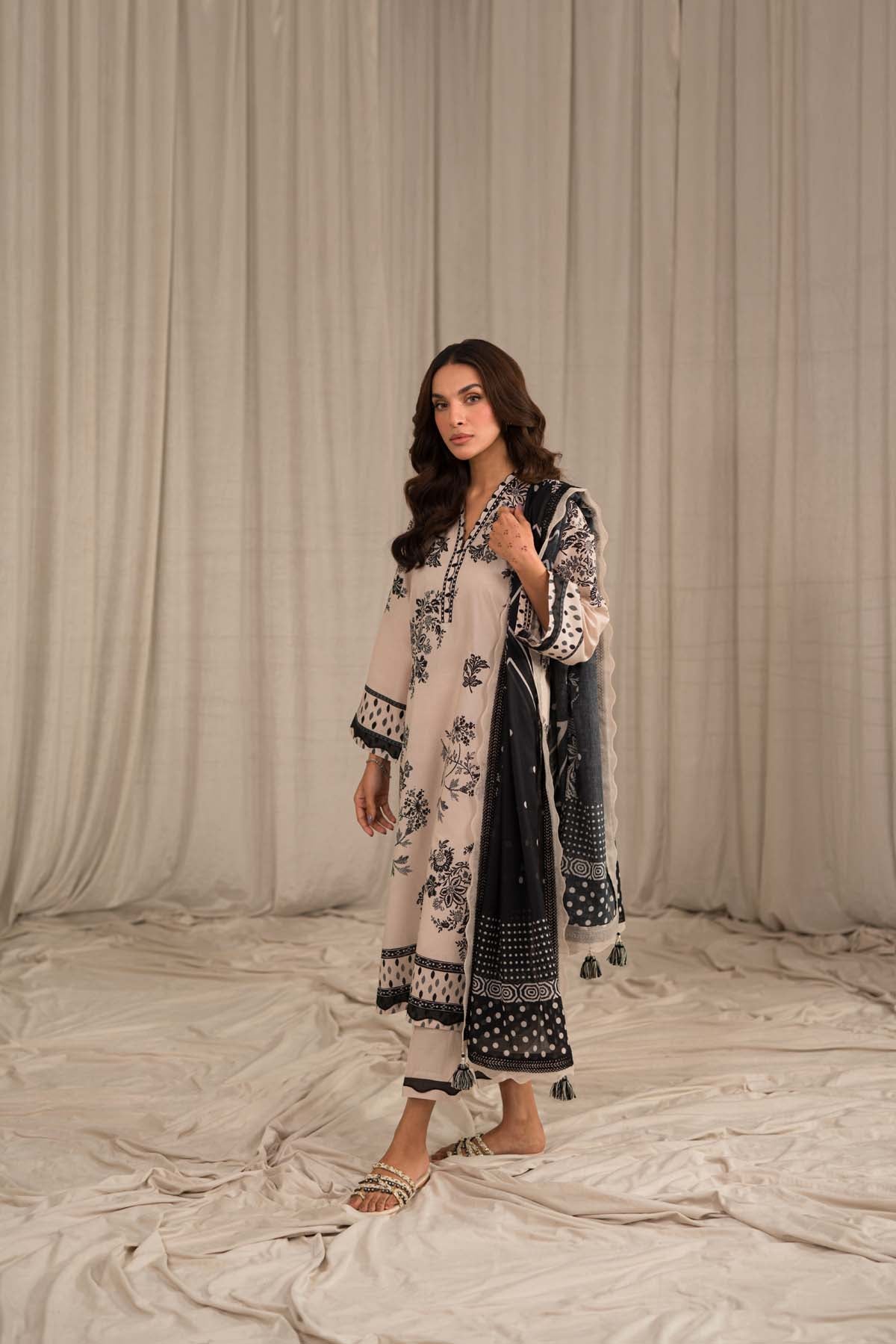 Sahar | Print Edit SS24 | P-11 - Maria Faisal