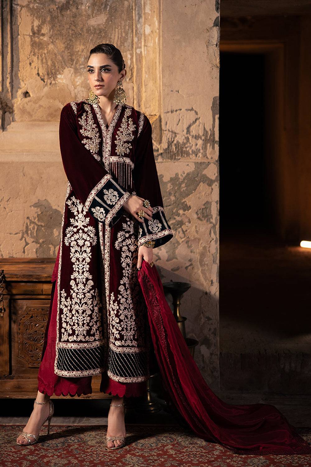 Azure | Vogue Formals | Scarlet Majesty by Maria Faisal - Registered Vendor of : Azure - type : Ladies Clothes - 100% original wedding dresses