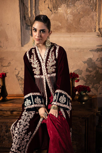 Azure | Vogue Formals | Scarlet Majesty by Maria Faisal - Registered Vendor of : Azure - type : Ladies Clothes - 100% original wedding dresses