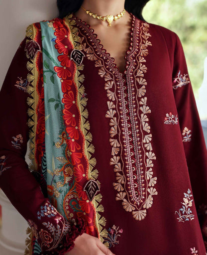 Sienna – authentic Pakistani dress from the Amaris Luxury Shawl 25 collection for women in the UK