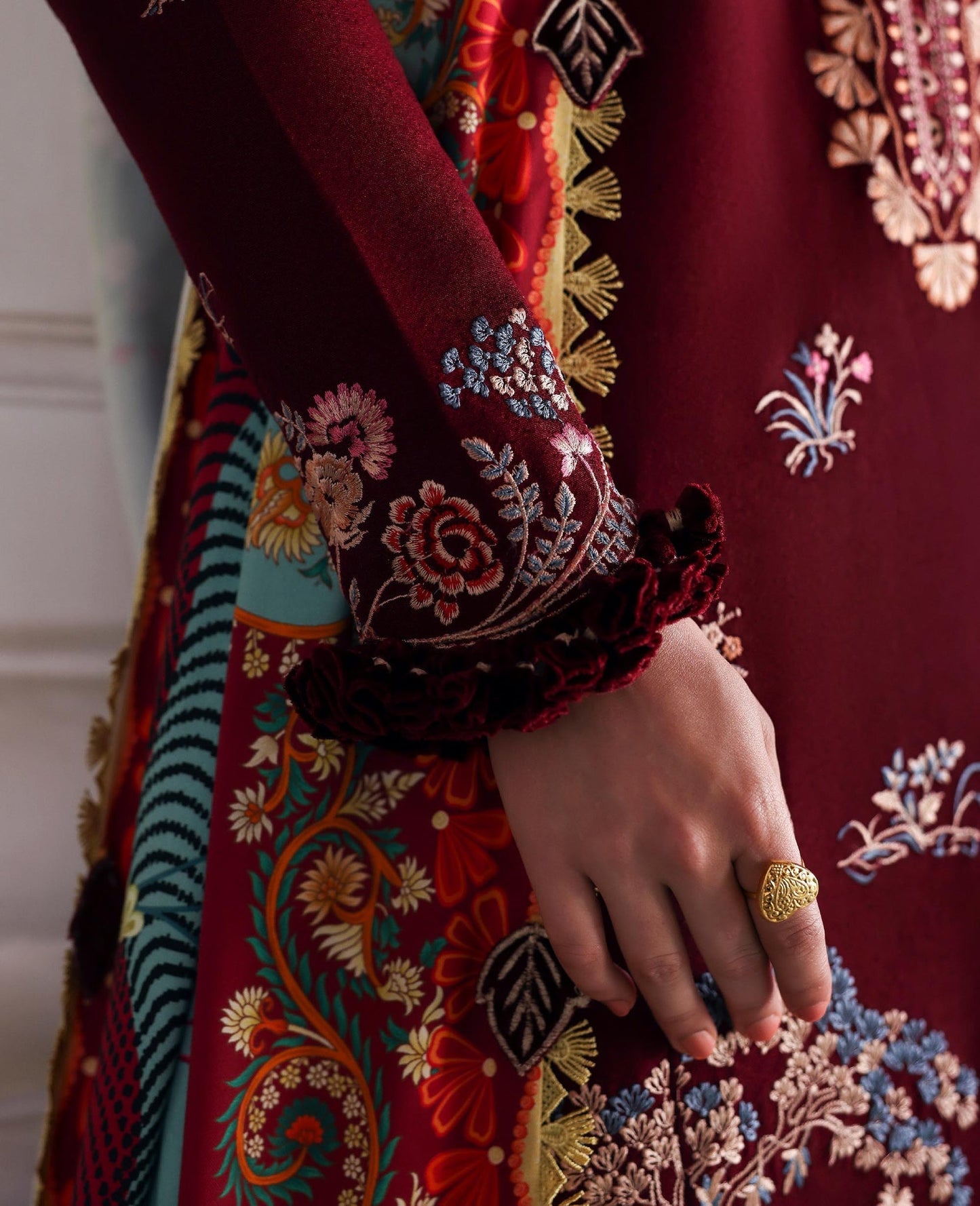 Sienna – authentic Pakistani dress from the Amaris Luxury Shawl 25 collection for women in the UK