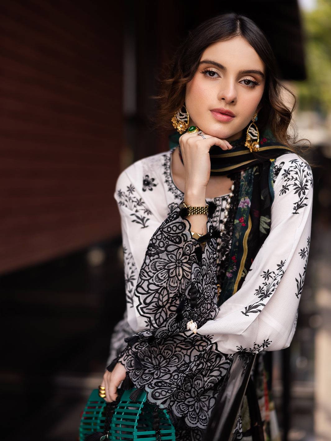 Mahnur | After Hours Luxury Lawn 25 | Sundaze Soiree by Maria Faisal - Registered Vendor of : Mahnur - type : Ladies Clothes - 100% original wedding dresses