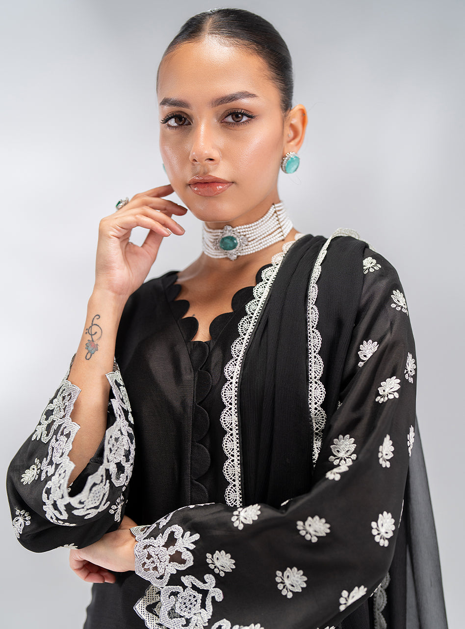 Zainab Chottani | Luxe Pret 25 | Ciar