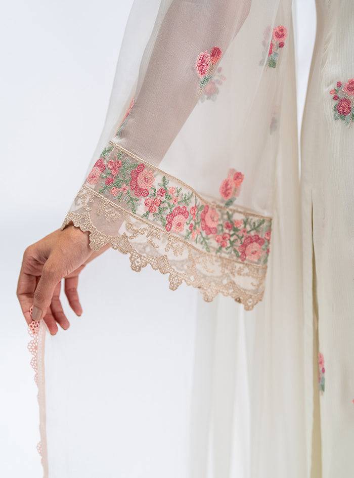 Zainab Chottani | Eid Pret 25 | Hanah by Maria Faisal - Registered Vendor of : Zainab Chottani - type : Ladies Clothes - 100% original wedding dresses