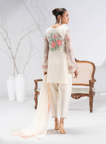 Zainab Chottani | Eid Pret 25 | Avia by Maria Faisal - Registered Vendor of : Zainab Chottani - type : Ladies Clothes - 100% original wedding dresses