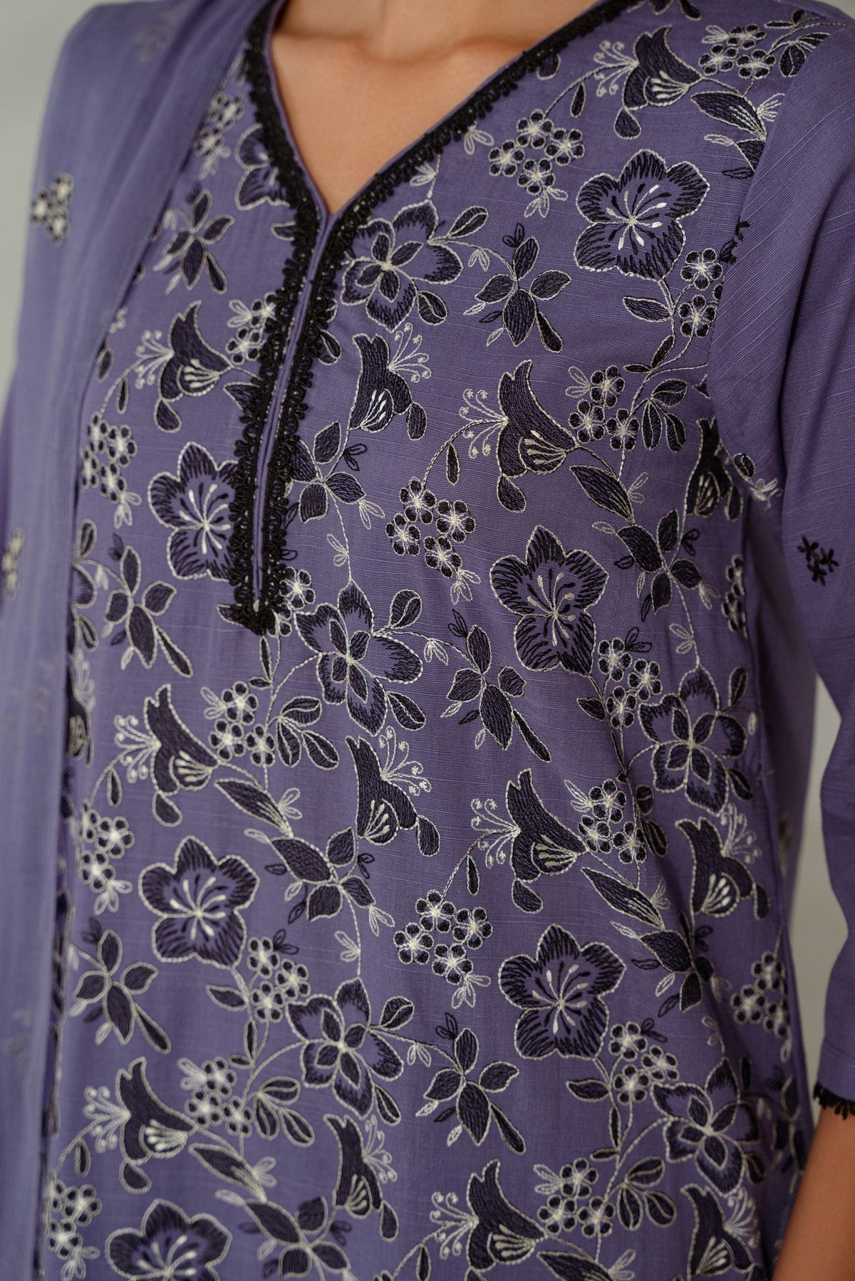 Taana Baana | Manzil Winter | C3411B - Designer Dress with Intricate embroidery and embellishments. Shop elegent wedding dress at Maria Faisal.