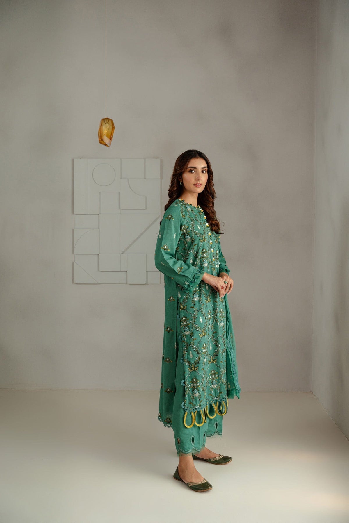 Taana Baana | Manzil Winter |  M3406B - Designer Dress with Intricate embroidery and embellishments. Shop elegent wedding dress at Maria Faisal.