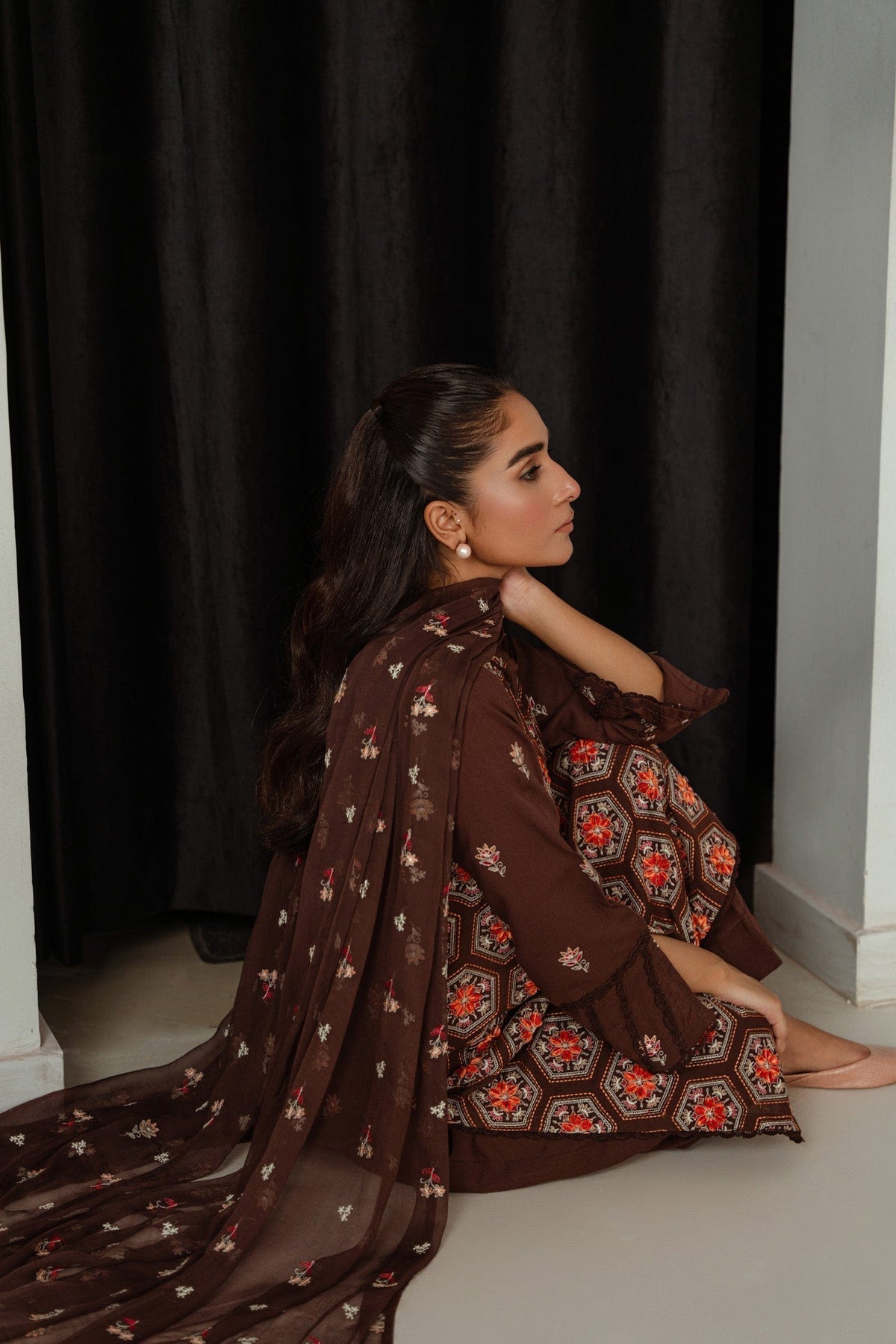 Taana Baana | Manzil Winter |  M3403B - Designer Dress with Intricate embroidery and embellishments. Shop elegent wedding dress at Maria Faisal.