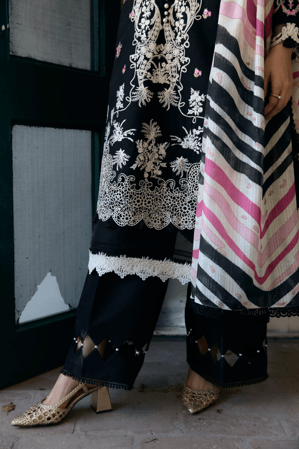 Manara | Vintage Flora 25 | LAILA by Maria Faisal - Registered Vendor of : Manara - type : Ladies Clothes - 100% original wedding dresses