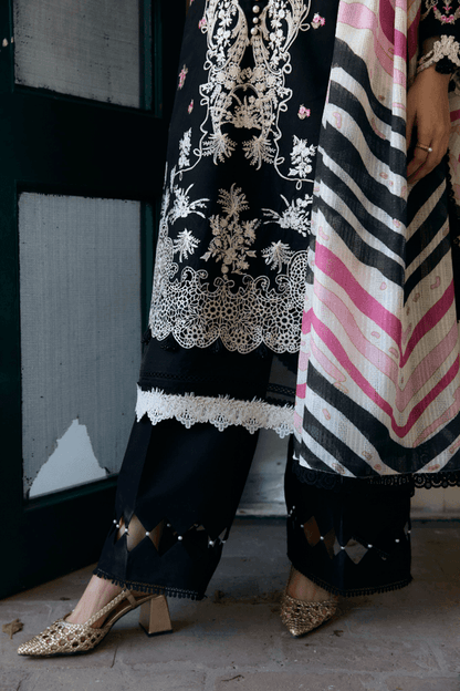 Manara | Vintage Flora 25 | LAILA by Maria Faisal - Registered Vendor of : Manara - type : Ladies Clothes - 100% original wedding dresses