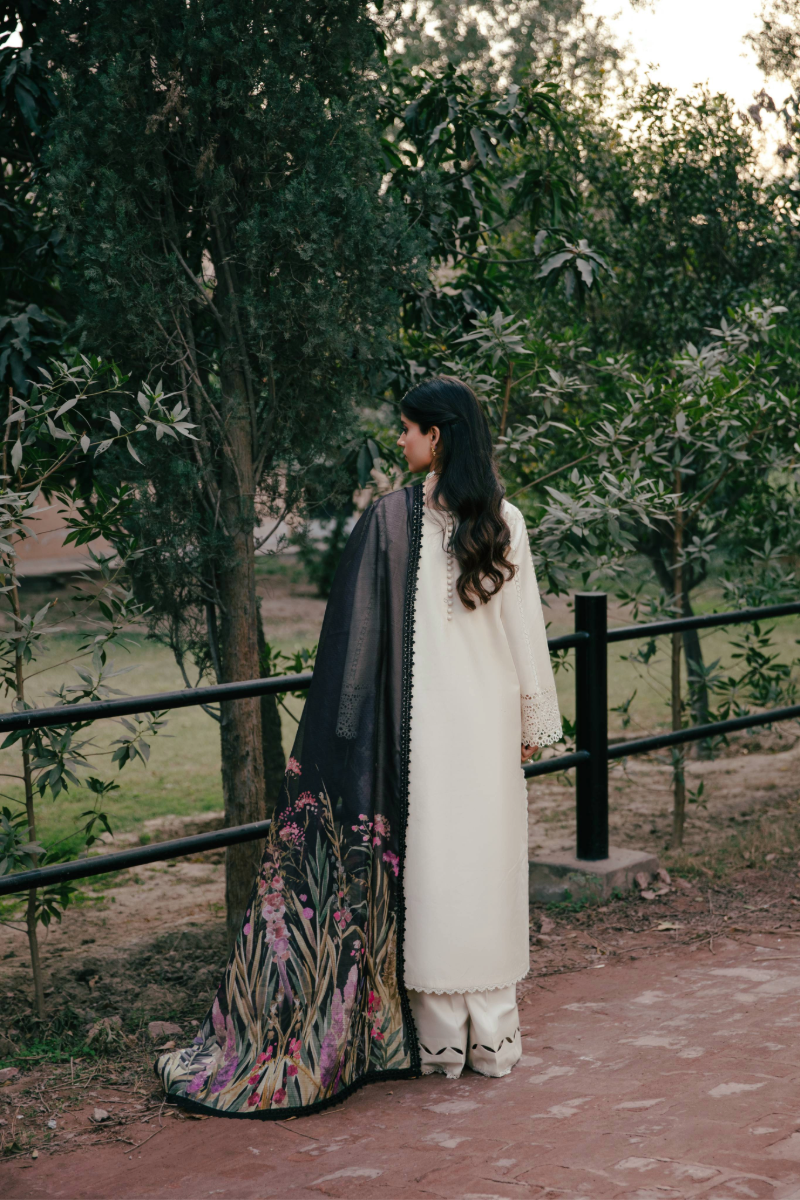 Manara | Vintage Flora 25 | SEHER by Maria Faisal - Registered Vendor of : Manara - type : Ladies Clothes - 100% original wedding dresses