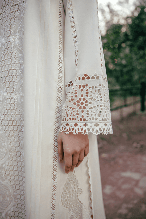 Manara | Vintage Flora 25 | SEHER by Maria Faisal - Registered Vendor of : Manara - type : Ladies Clothes - 100% original wedding dresses