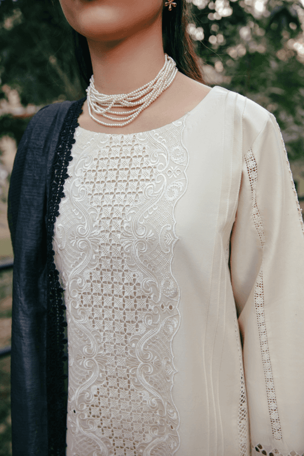 Manara | Vintage Flora 25 | SEHER by Maria Faisal - Registered Vendor of : Manara - type : Ladies Clothes - 100% original wedding dresses