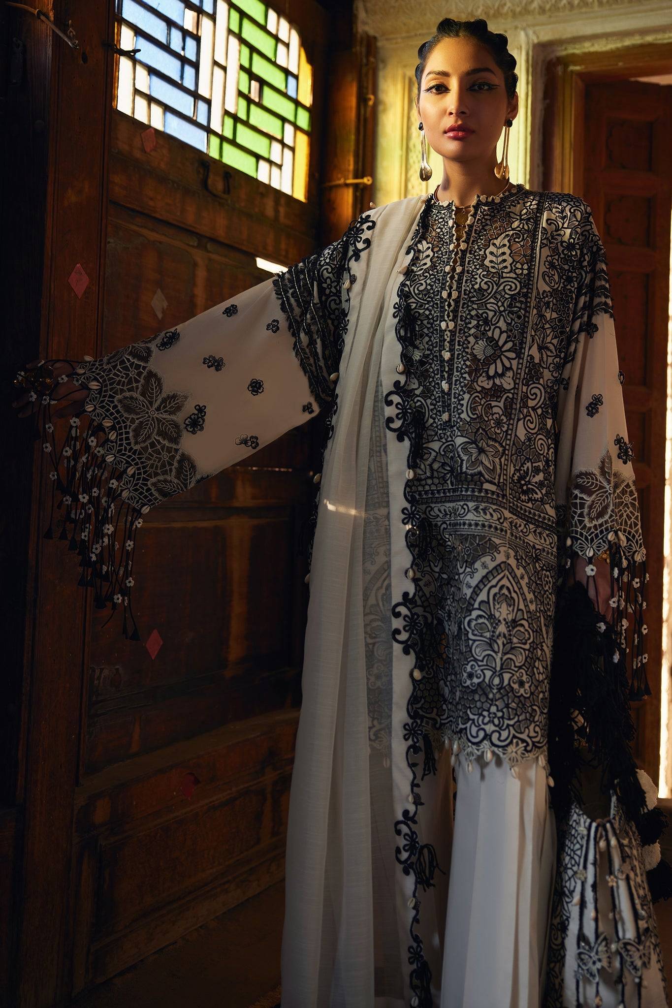 Elan | Luxury Lawn 25 | ISLA (EL25-02 B) by Maria Faisal - Registered Vendor of : Elan - type : Ladies Clothes - 100% original wedding dresses