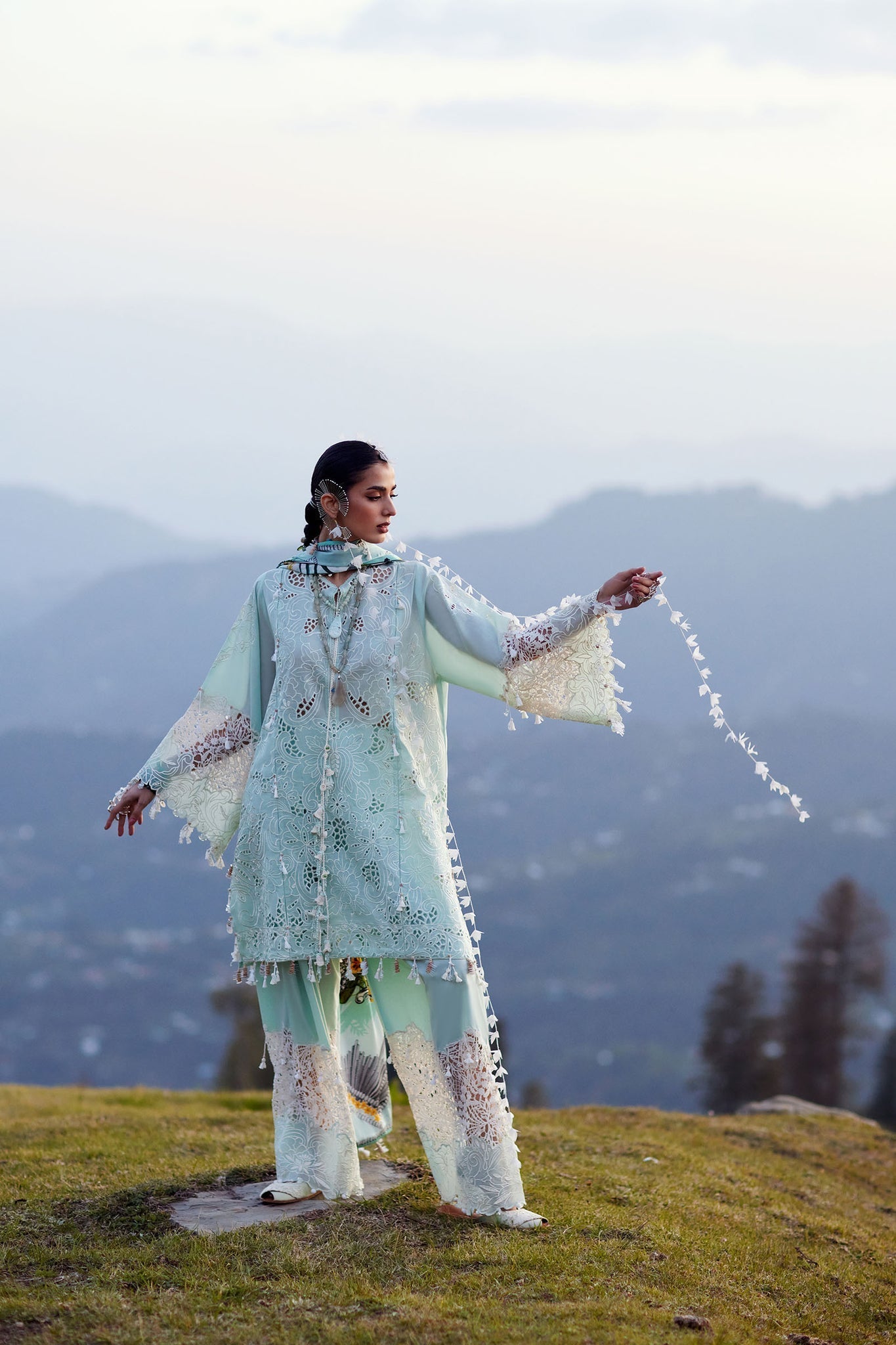 Elan | Kashmee Legacy Lawn 26 |ZEVARÉ (EL26-07 A) - Luxury Dress - available at Maria Faisal in UK and USA.