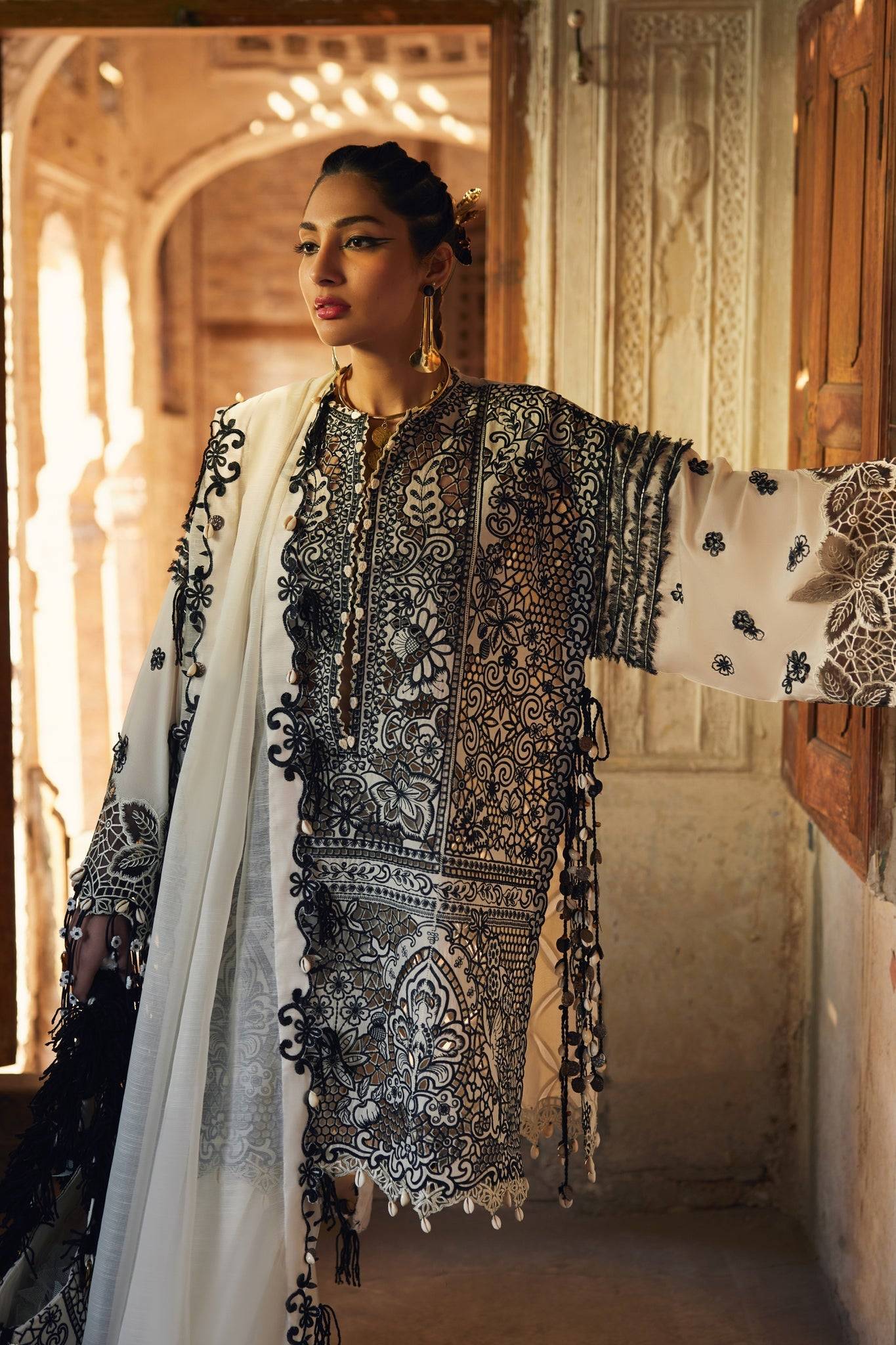 Elan | Luxury Lawn 25 | ISLA (EL25-02 B) by Maria Faisal - Registered Vendor of : Elan - type : Ladies Clothes - 100% original wedding dresses