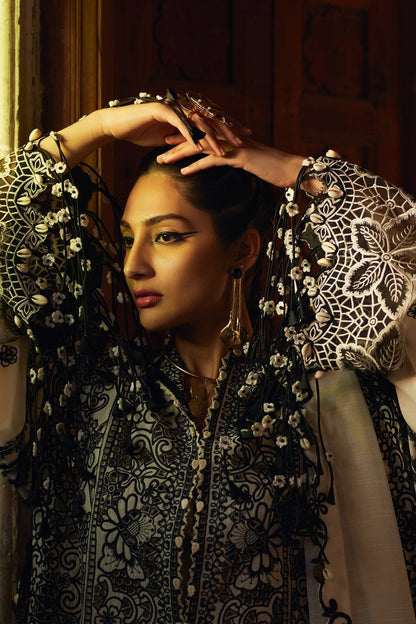 Elan | Luxury Lawn 25 | ISLA (EL25-02 B) by Maria Faisal - Registered Vendor of : Elan - type : Ladies Clothes - 100% original wedding dresses