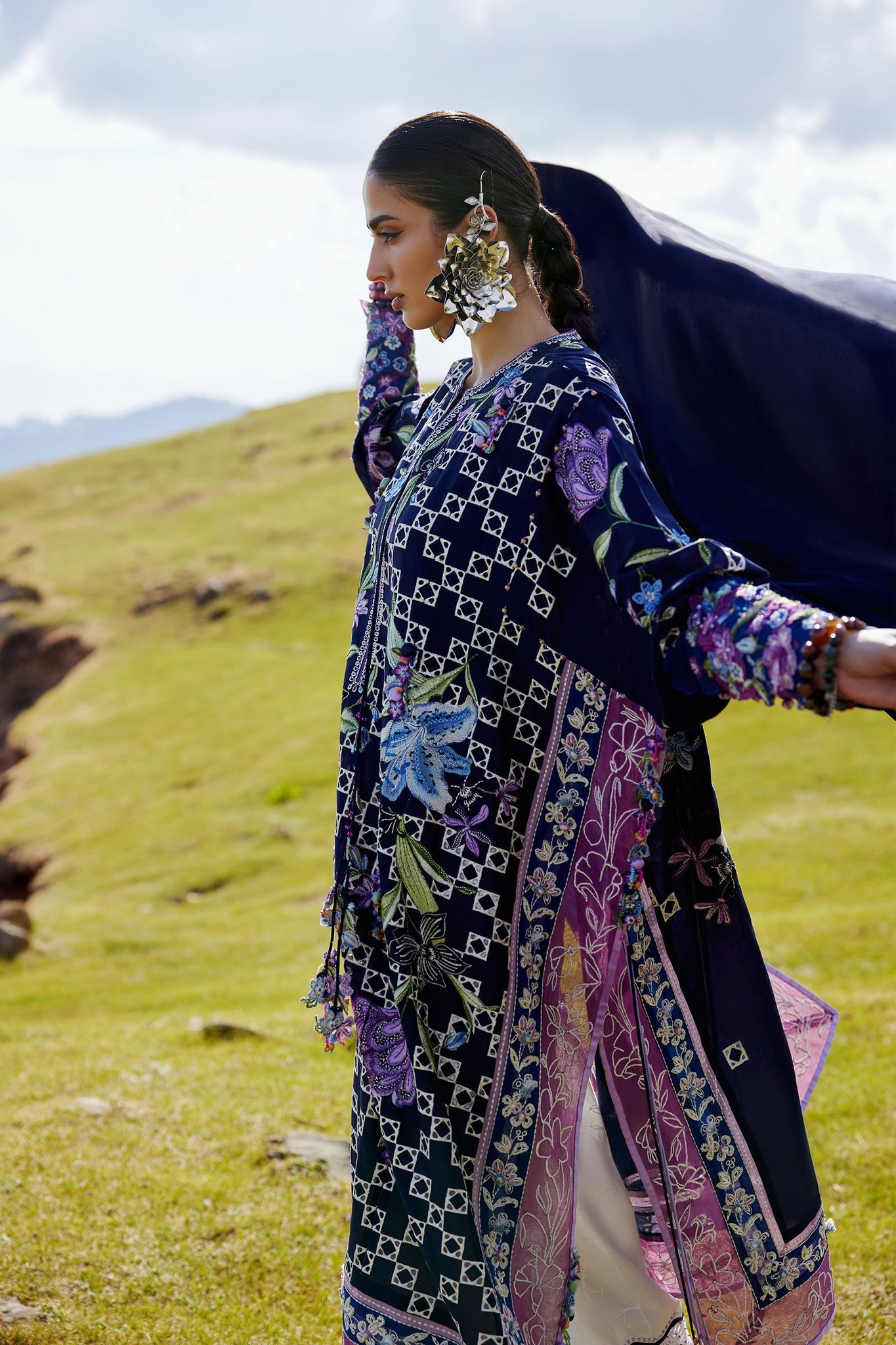 Elan | Kashmee Legacy Lawn 26 |SONAMARG (EL26-09 B) - Luxury Dress - available at Maria Faisal in UK and USA.