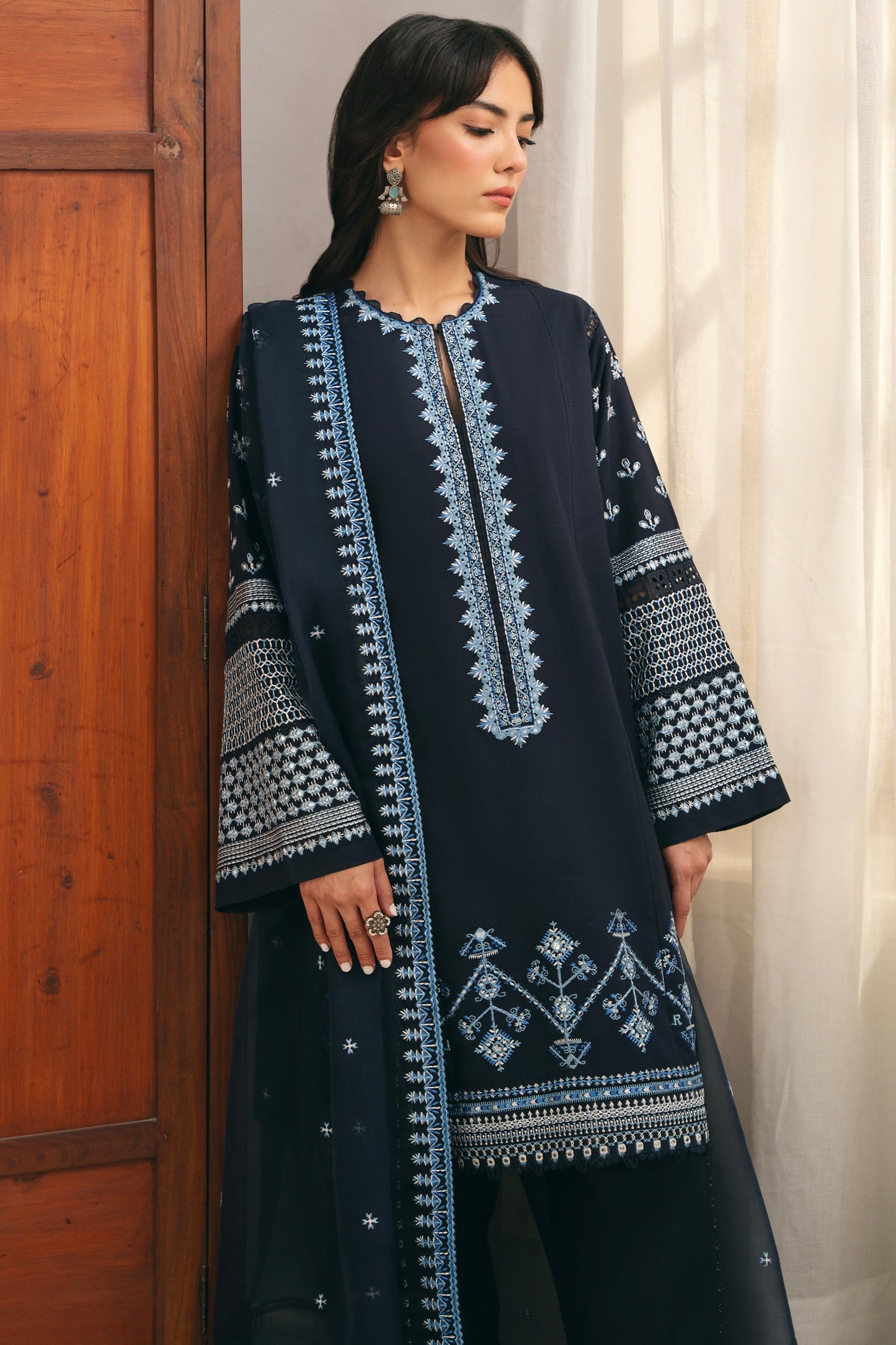 Zaha | Aangan Ready to Wear | ROSHAN (ZRW-20907) - Ladies Clothes 