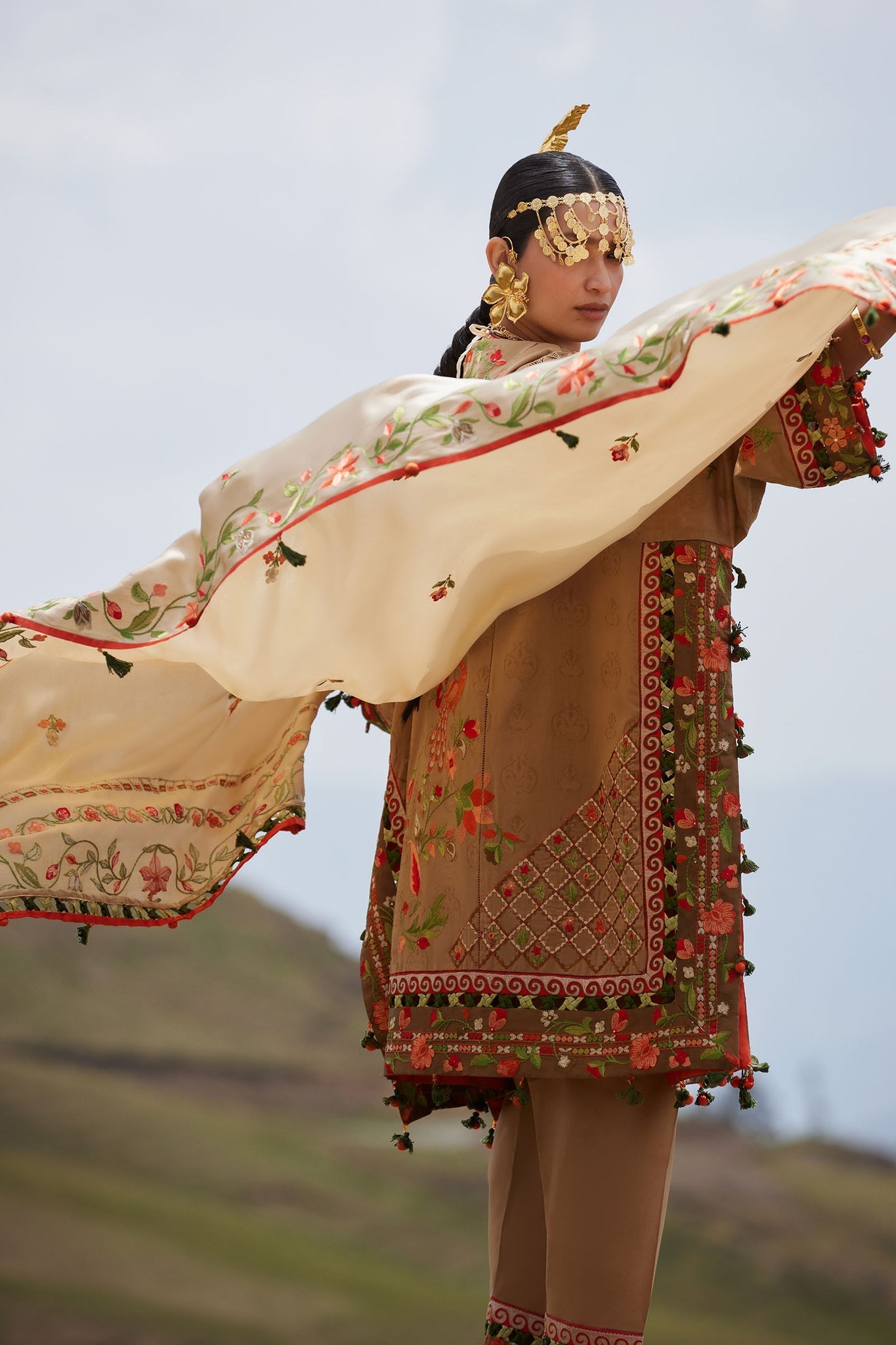Elan | Kashmee Legacy Lawn 26 |DEODAR (EL26-12 B) - Luxury Dress - available at Maria Faisal in UK and USA.
