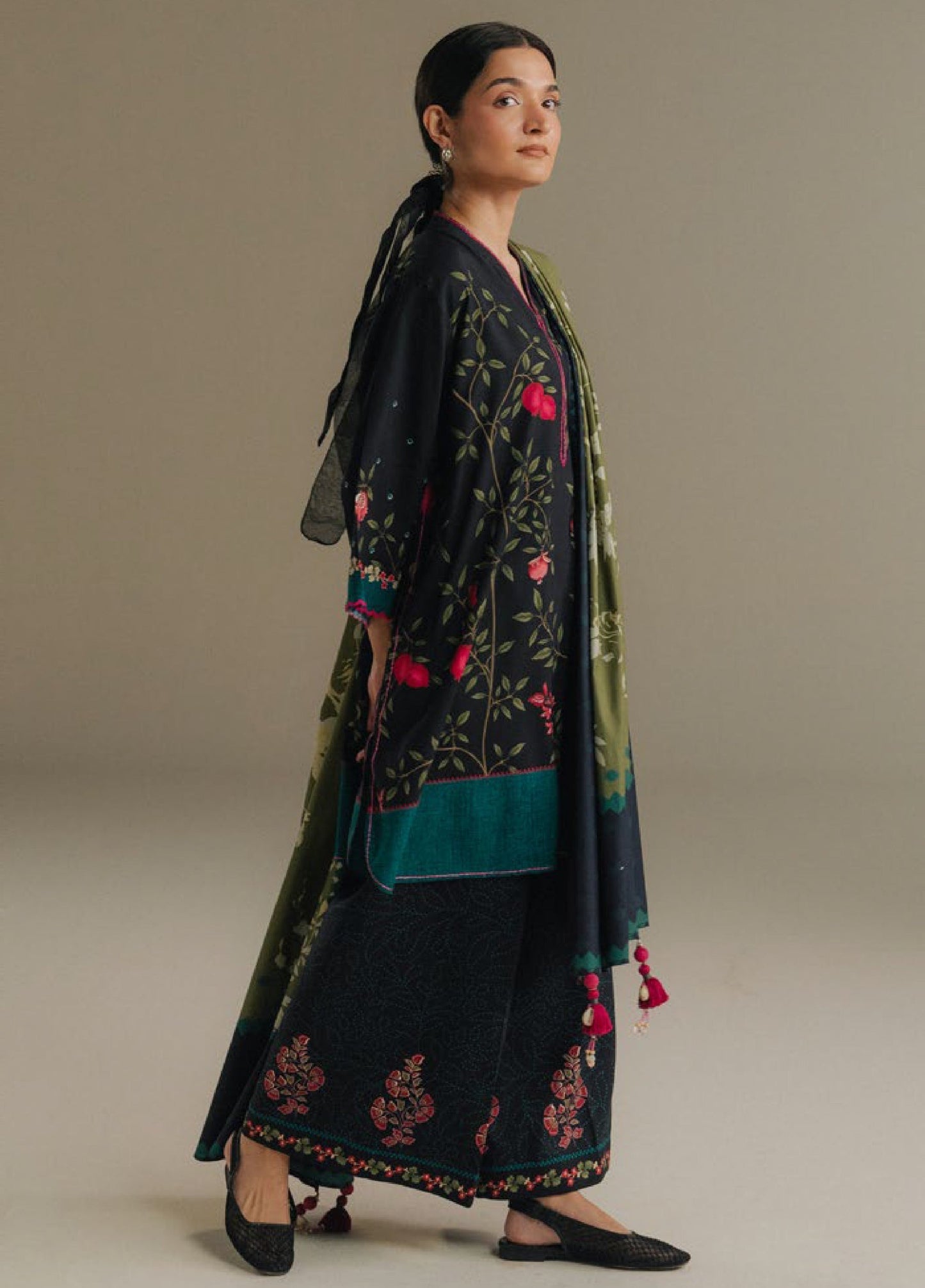 Zara Shahjahan | Coco Prints 25 | Sienna Field-4A - Casual Dress - available at Maria Faisal in UK and USA.