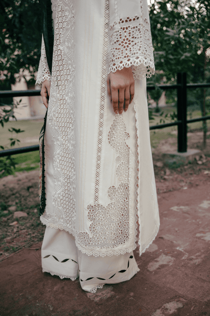 Manara | Vintage Flora 25 | SEHER by Maria Faisal - Registered Vendor of : Manara - type : Ladies Clothes - 100% original wedding dresses