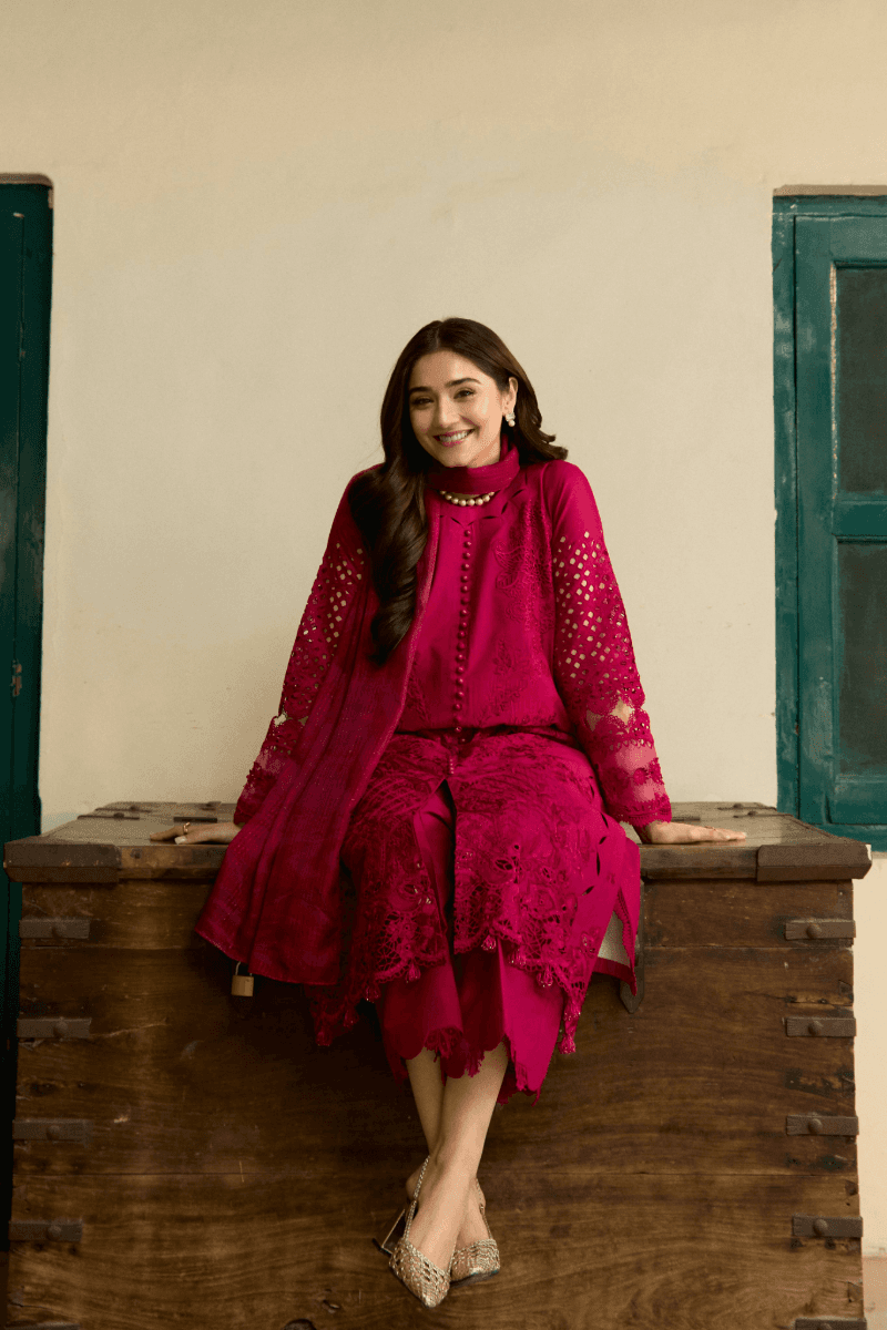 Manara | Vintage Flora 25 | NAZNEEN by Maria Faisal - Registered Vendor of : Manara - type : Ladies Clothes - 100% original wedding dresses