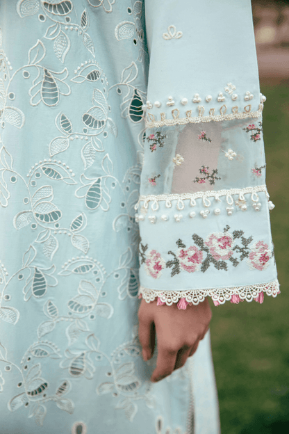 Manara | Vintage Flora 25 | SERENA by Maria Faisal - Registered Vendor of : Manara - type : Ladies Clothes - 100% original wedding dresses