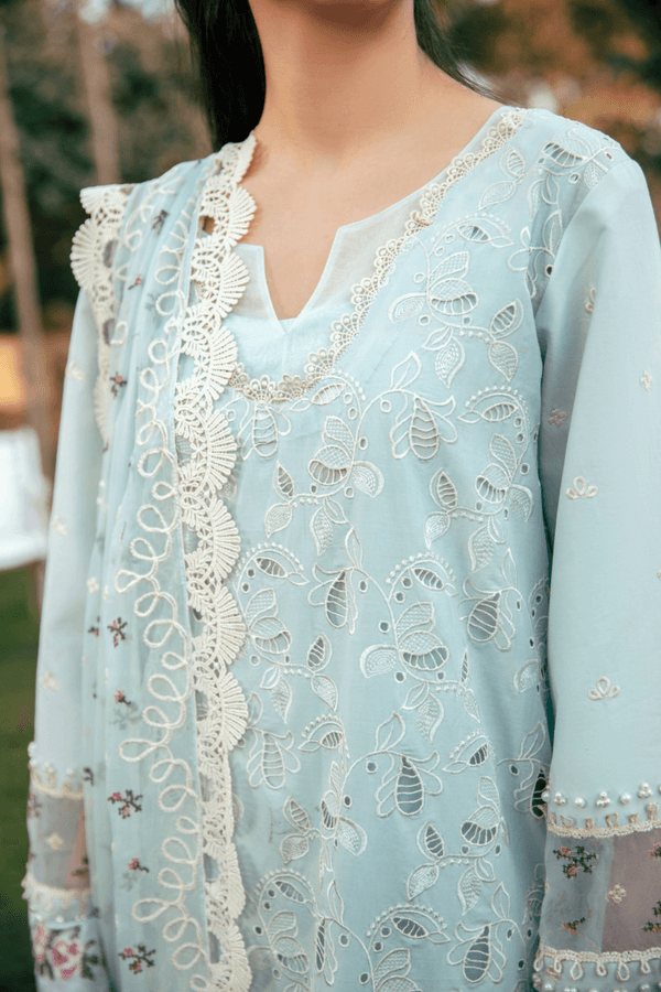 Manara | Vintage Flora 25 | SERENA by Maria Faisal - Registered Vendor of : Manara - type : Ladies Clothes - 100% original wedding dresses