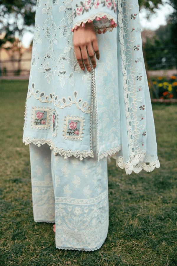 Manara | Vintage Flora 25 | SERENA by Maria Faisal - Registered Vendor of : Manara - type : Ladies Clothes - 100% original wedding dresses