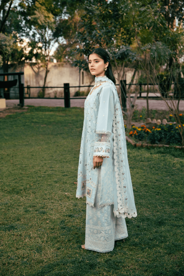 Manara | Vintage Flora 25 | SERENA by Maria Faisal - Registered Vendor of : Manara - type : Ladies Clothes - 100% original wedding dresses