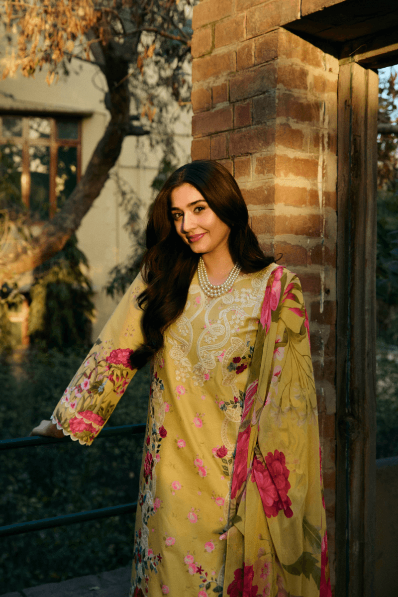 Manara | Vintage Flora 25 | LENA by Maria Faisal - Registered Vendor of : Manara - type : Ladies Clothes - 100% original wedding dresses