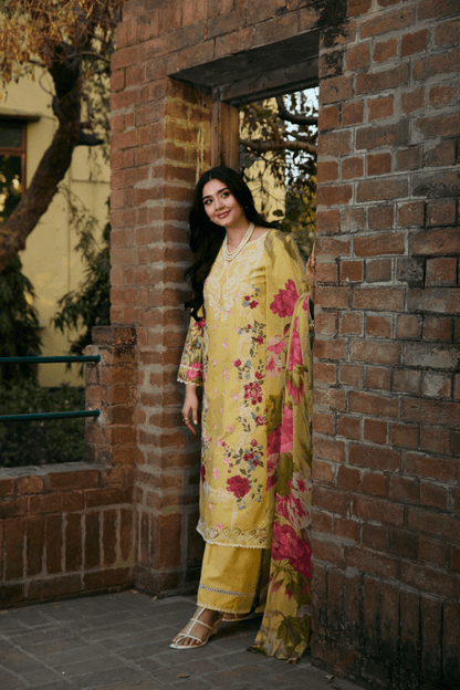 Manara | Vintage Flora 25 | LENA by Maria Faisal - Registered Vendor of : Manara - type : Ladies Clothes - 100% original wedding dresses