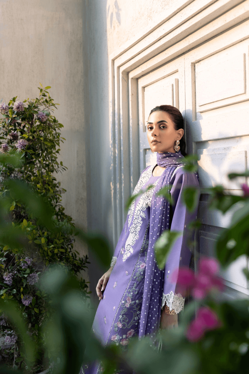 Manara | Mgrolia Garden 25 | ORCHID by Maria Faisal - Registered Vendor of : Manara - type : Ladies Clothes - 100% original wedding dresses
