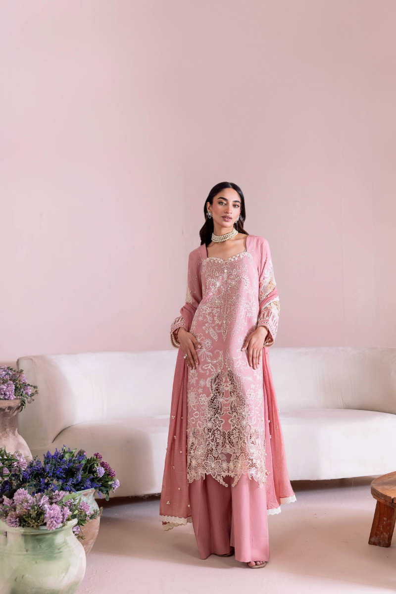 Manara | Mgrolia Garden 25 | TEAROSE by Maria Faisal - Registered Vendor of : Manara - type : Ladies Clothes - 100% original wedding dresses