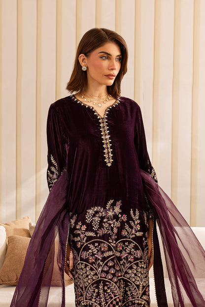 Vanya | Velvet Formals 24 |  KV-52 - Ladies Clothes - Maria Faisal