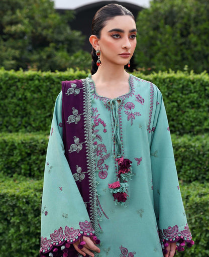 Virella – authentic Pakistani dress from the Amaris Luxury Shawl 25 collection for women in the UK