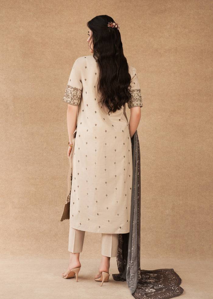 Laj | Festive Eid 25 | LE02-10-25 by Maria Faisal - Registered Vendor of : Laj - type : Ladies Clothes - 100% original wedding dresses