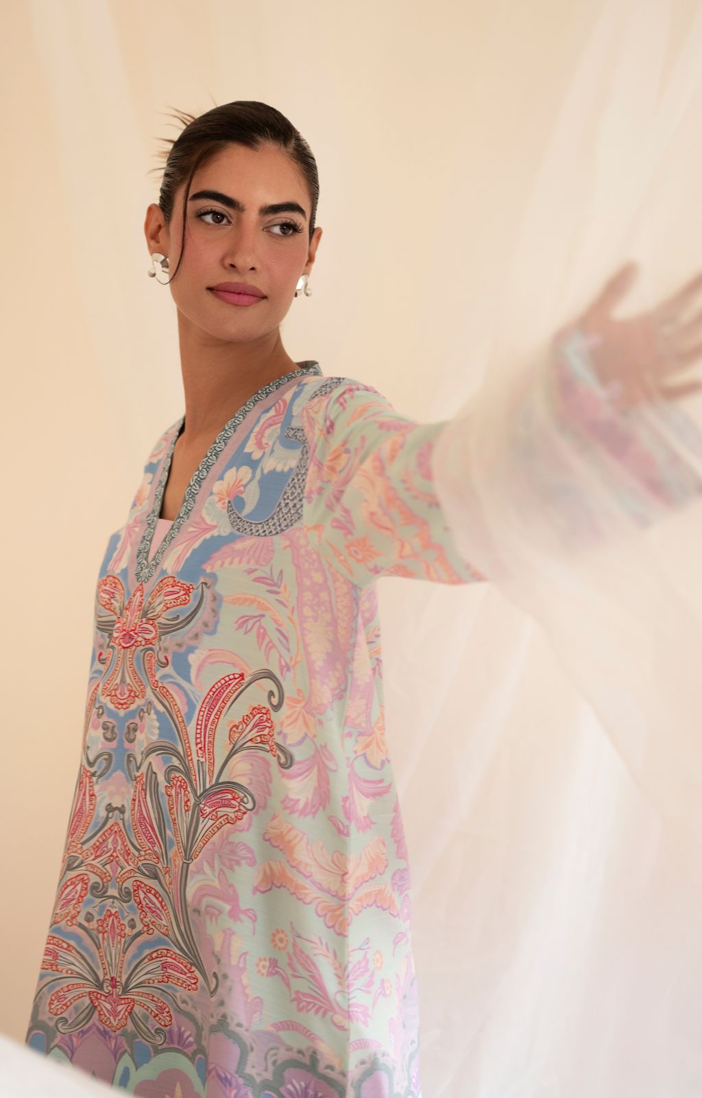 Inayat | Cords 25 | Dahlia - Ladies Clothes - Maria Faisal