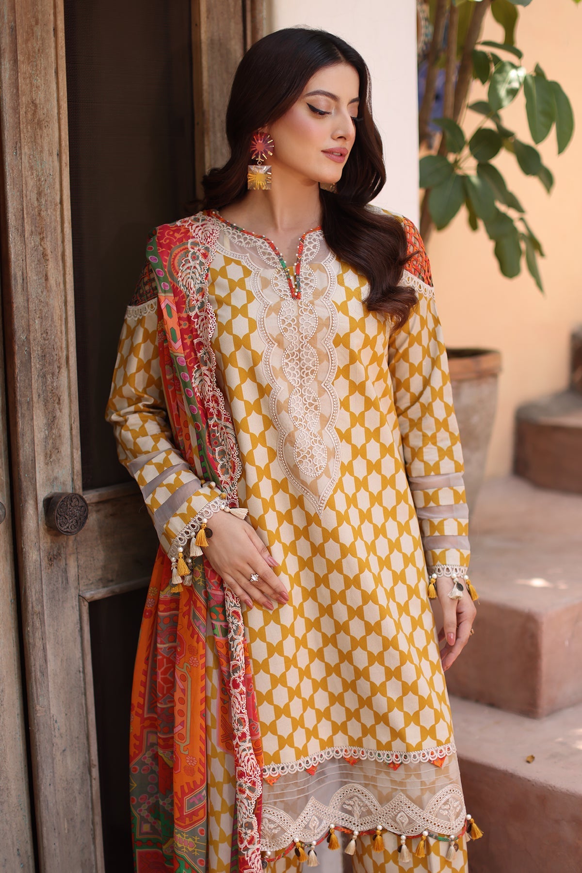 Charizma | Range Lawn | RN6-09 - Luxury Dress - available at Maria Faisal in UK and USA.