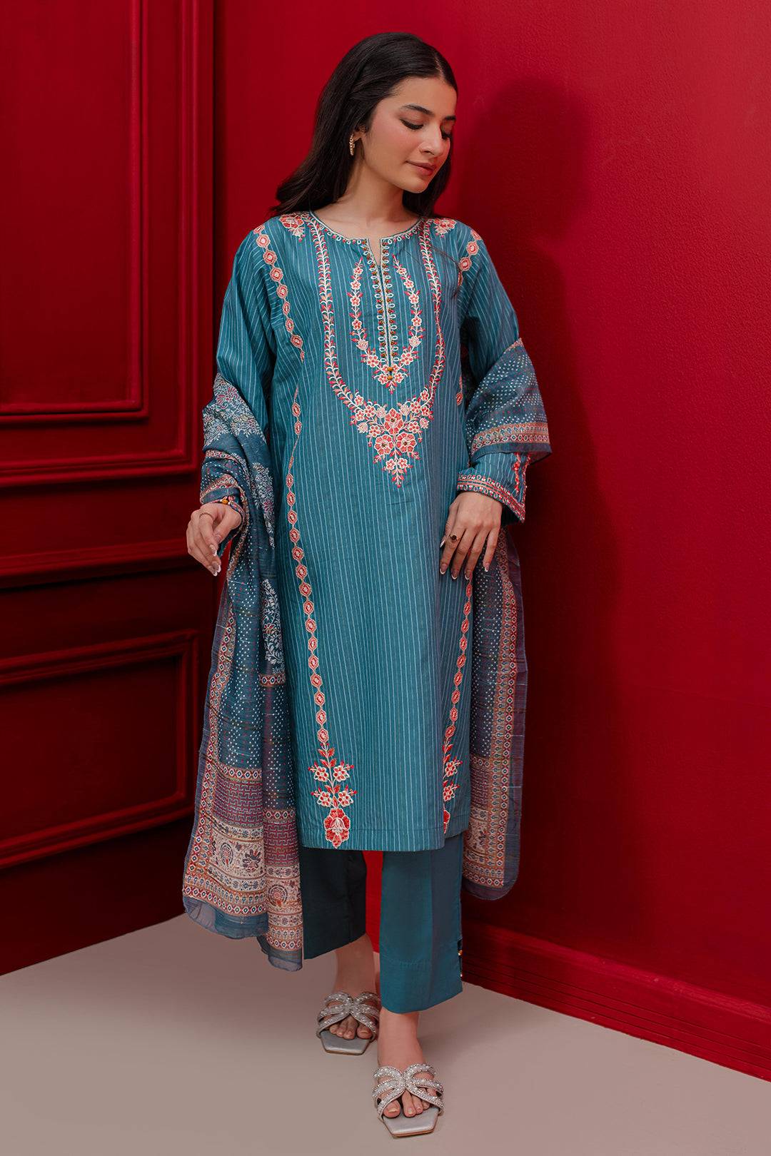 Zellbury | Winter Pret | Embroidered Kurta Dupatta Trouser - 1265 by Maria Faisal - Registered Vendor of : Zellbury Women - type : Signature Pret - 100% original wedding dresses