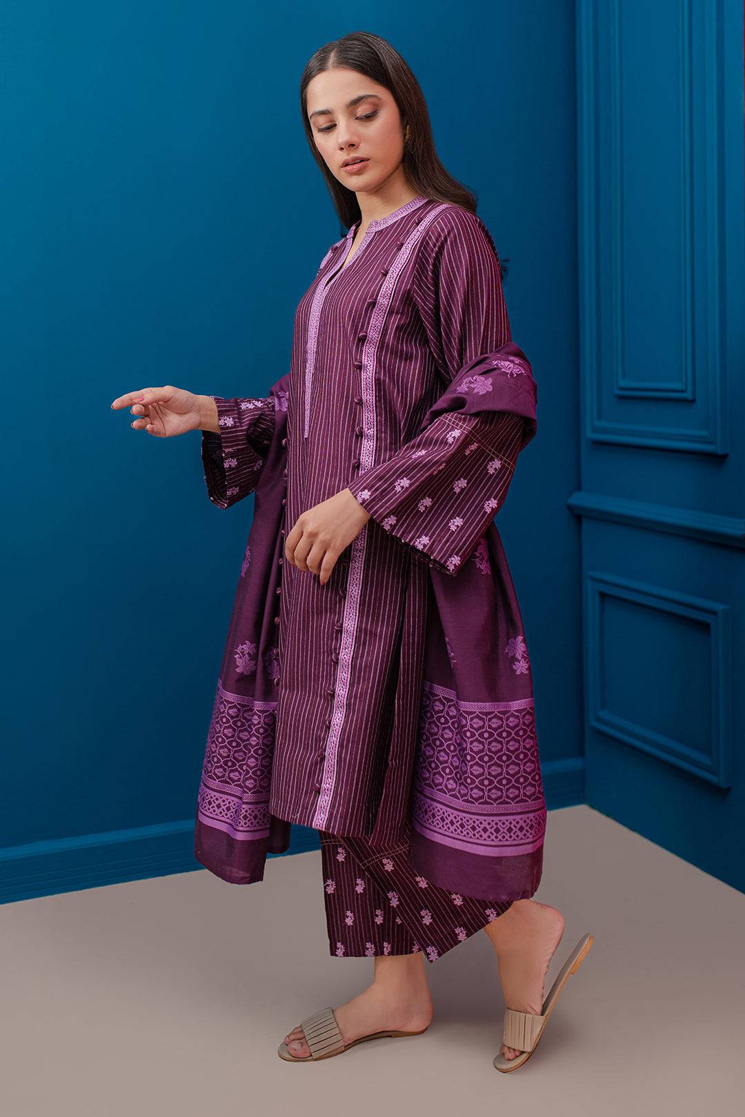 Zellbury | Winter Pret | Embroidered Kurta Dupatta Trouser - 1278 by Maria Faisal - Registered Vendor of : Zellbury Women - type : Signature Pret - 100% original wedding dresses