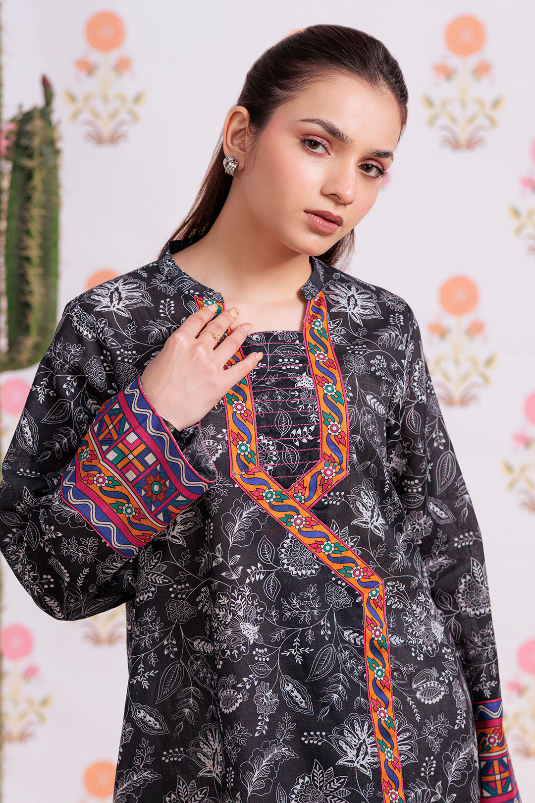 Zellbury | Winter Pret | Kurta - 3185 - Designer Dress with Intricate embroidery and embellishments. Shop elegent wedding dress at Maria Faisal.