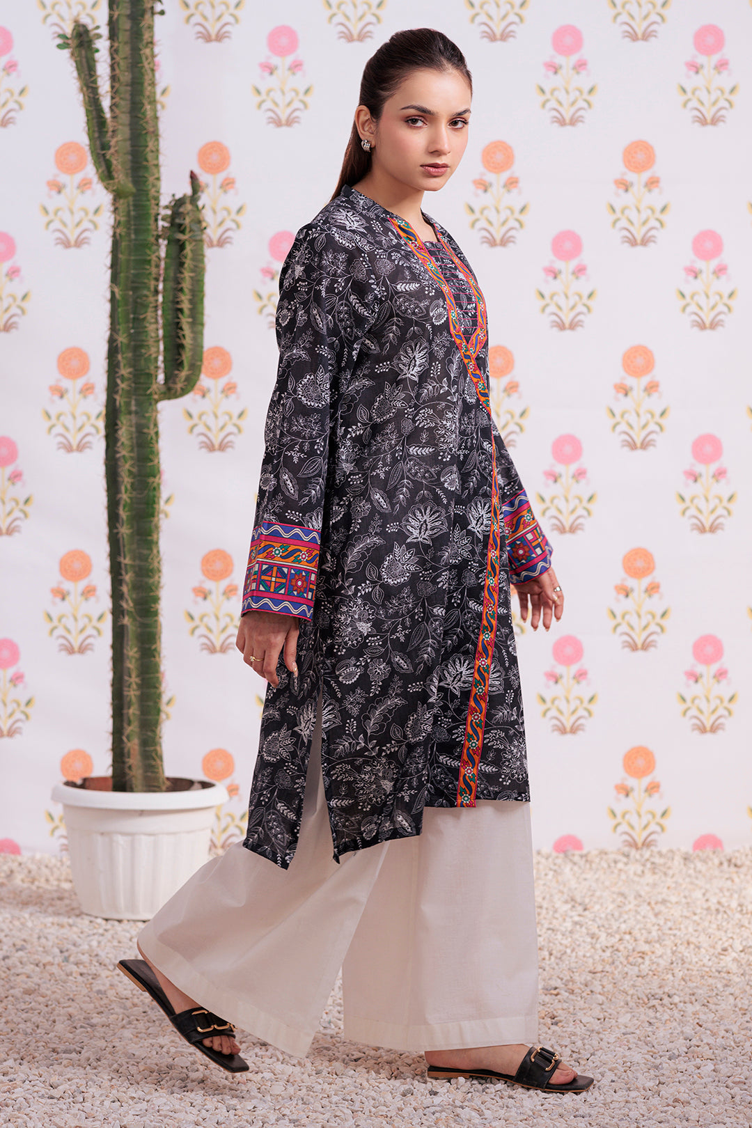 Zellbury | Winter Pret | Kurta - 3185 - Designer Dress with Intricate embroidery and embellishments. Shop elegent wedding dress at Maria Faisal.