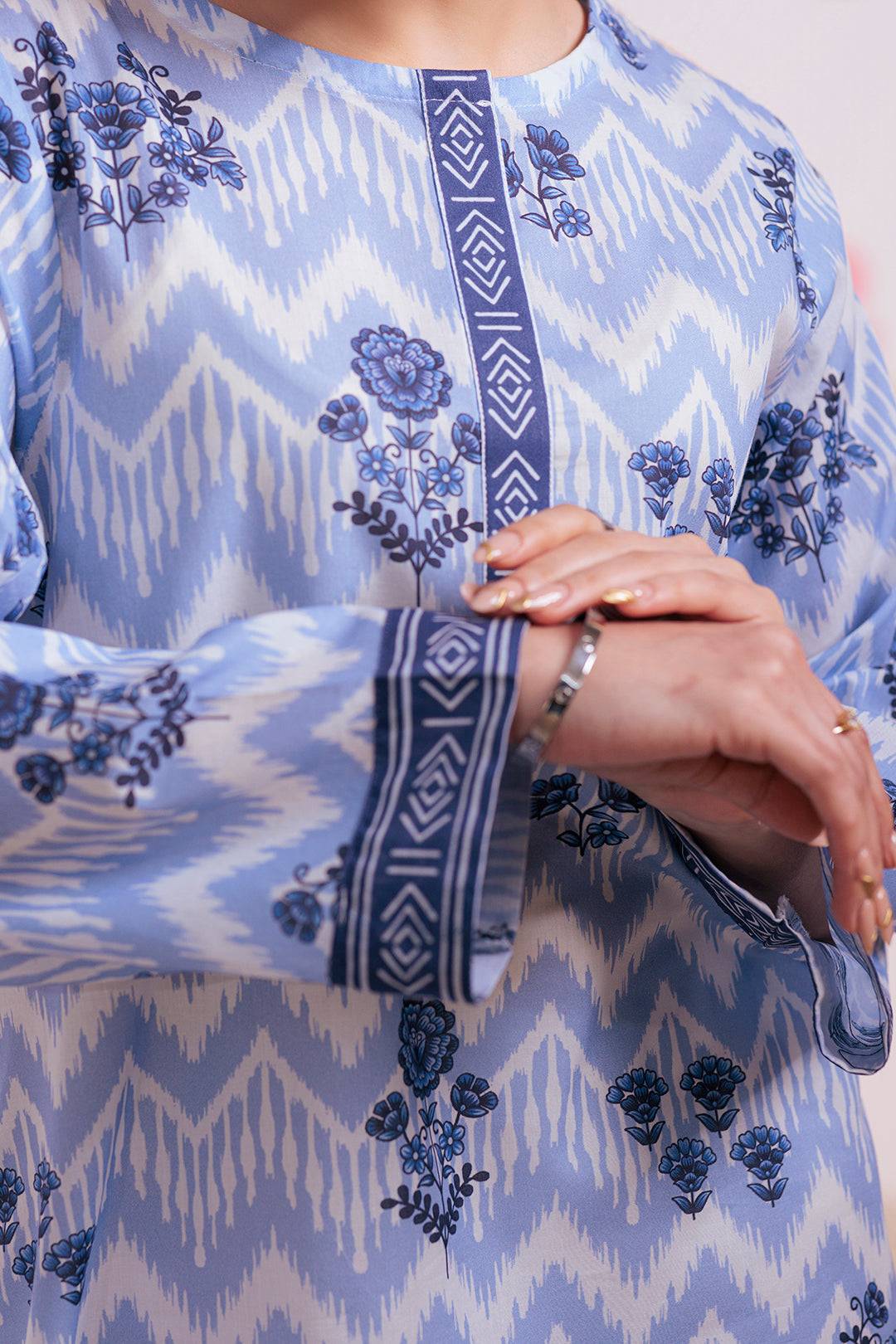 Zellbury | Winter Pret | Kurta - 3249 by Maria Faisal - Registered Vendor of : Zellbury Women - type : Essential Pret - 100% original wedding dresses