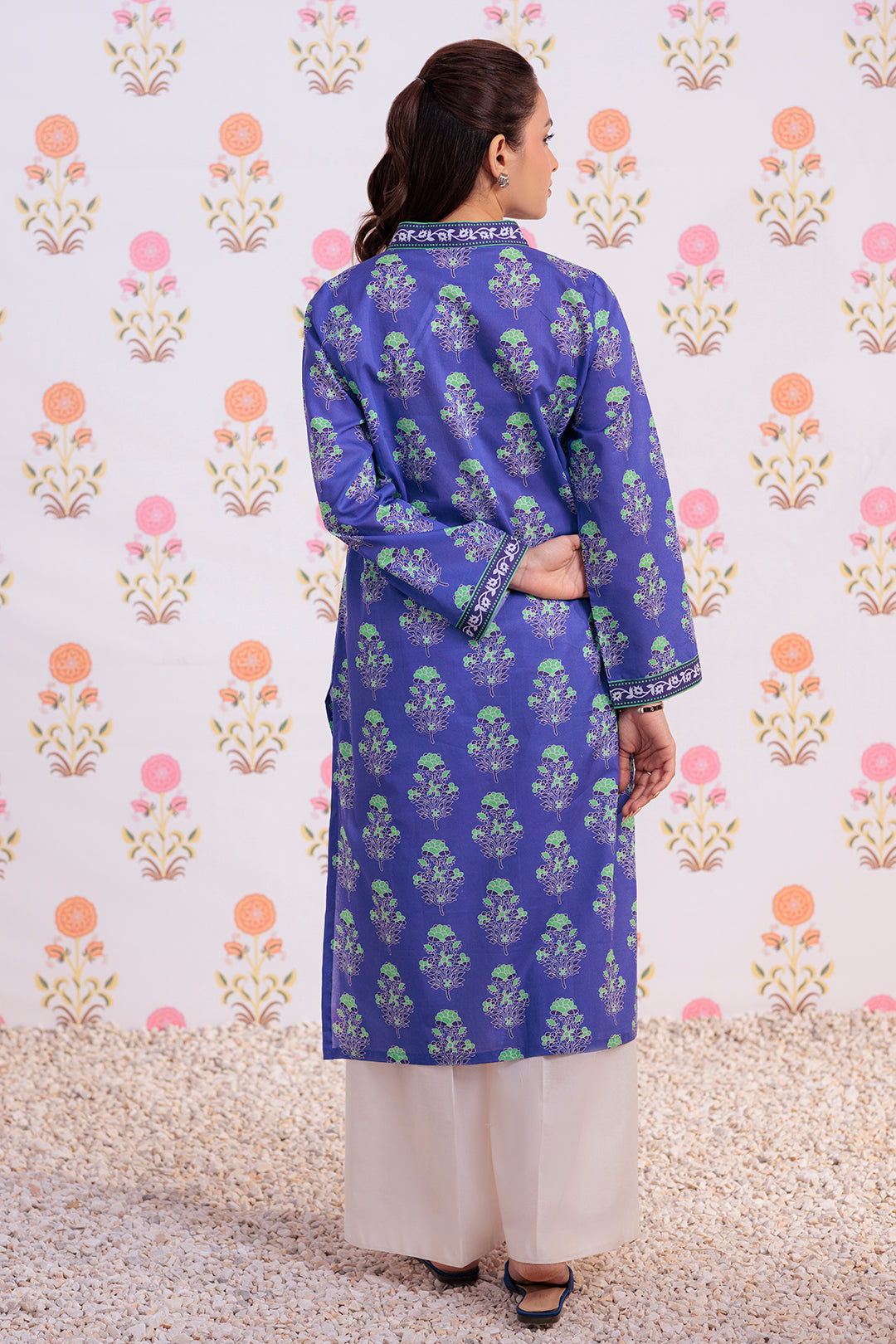 Zellbury | Winter Pret | Kurta - 3251 - Designer Dress with Intricate embroidery and embellishments. Shop elegent wedding dress at Maria Faisal.